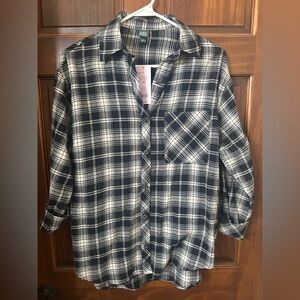 Wild Fable Monochrome Plaid Button Down Shirt